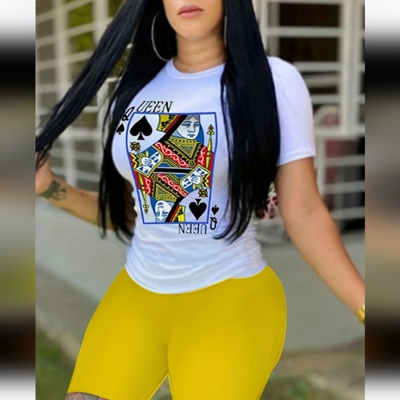 Womens White / Yellow 2-Piece "Queen" Short Set - Picture 5 of 7